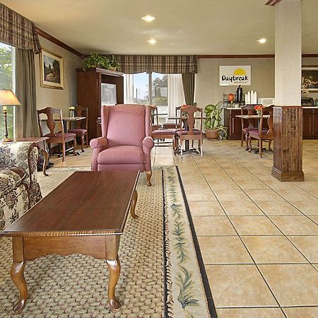 Days Inn By Wyndham Crowley Interno foto